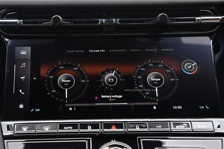Aston Martin DB12 touchscreen infotainment